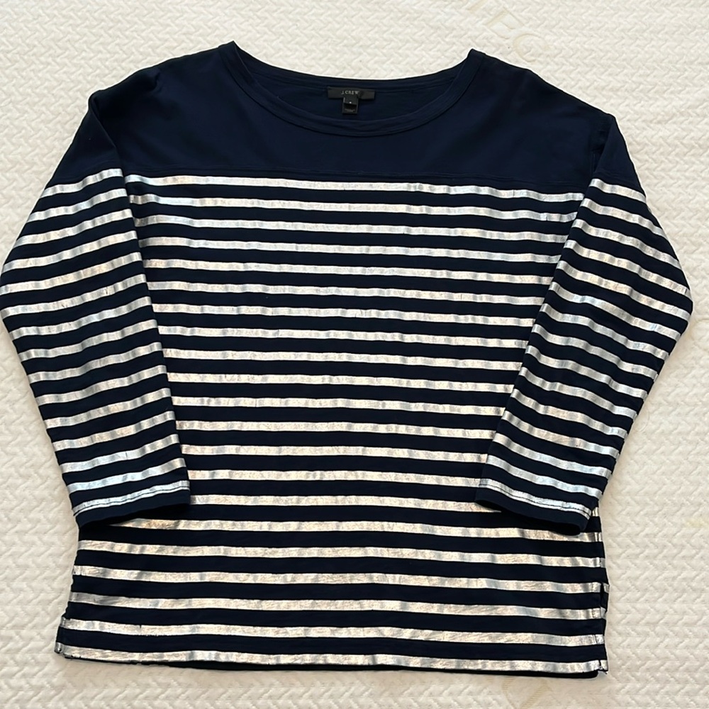 3/$25 🌟 J. Crew Top